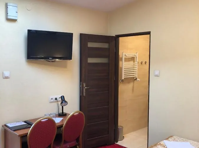 Sekwana מלון צ'סטוצ'ובה